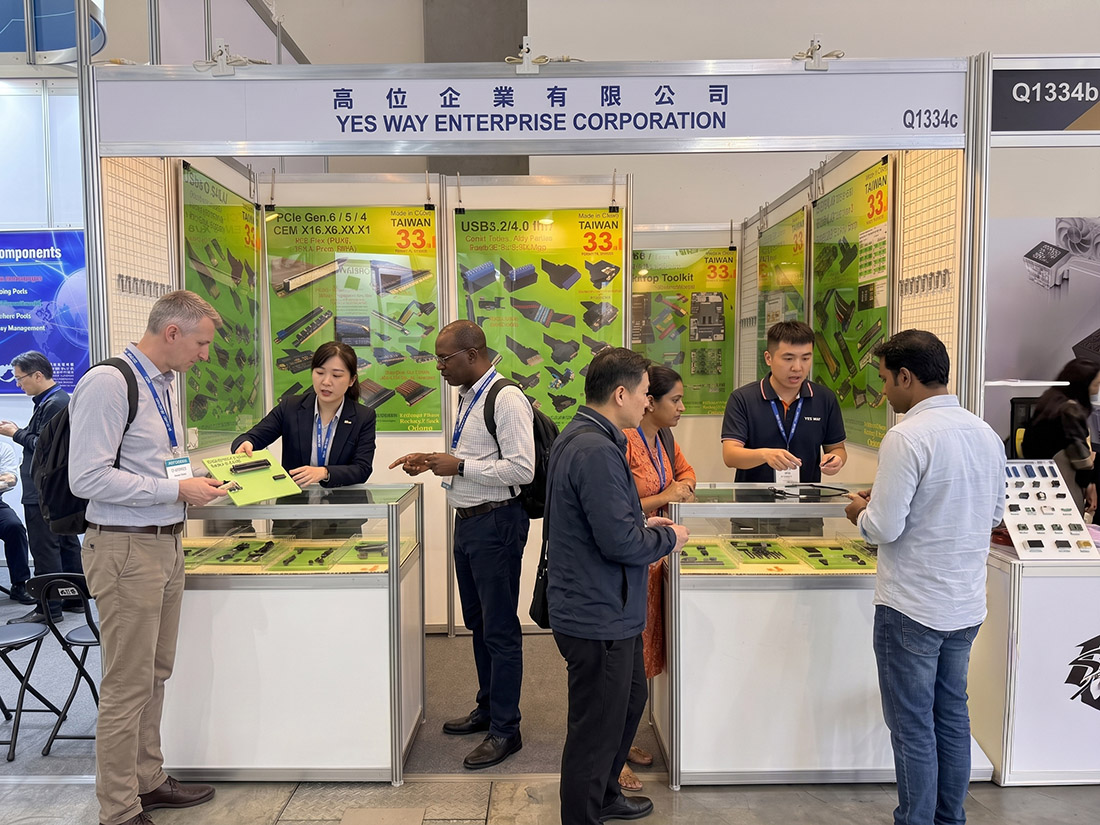 COMPUTEX 2026 高位企業展位高速傳輸線材展示
